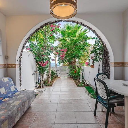 Townhouse Parque Santiago 2 아로나