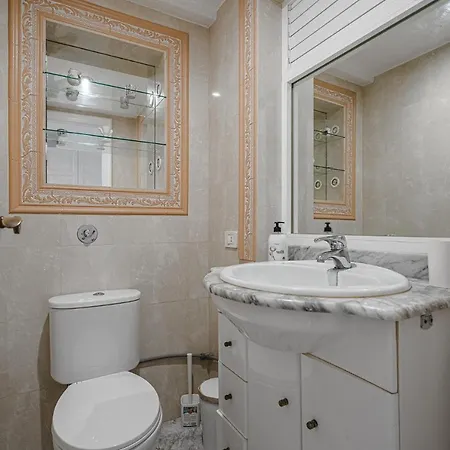 Townhouse Parque Santiago 2 Арона